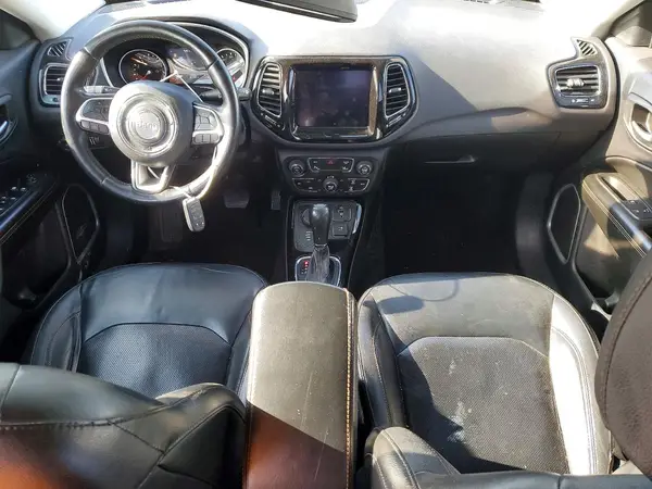 3C4NJDCB2JT332808 2018 JEEP COMPASS - Image 8