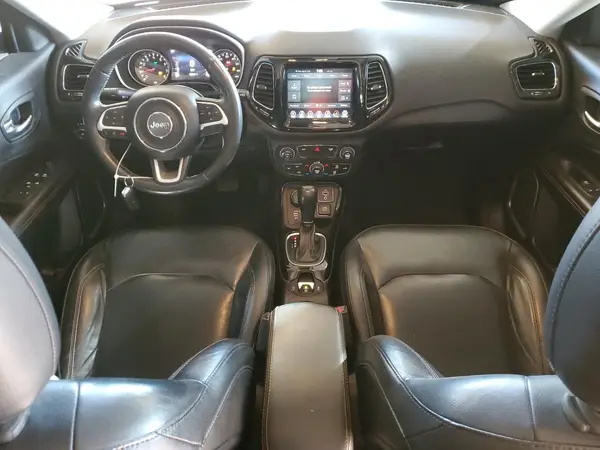 3C4NJDCB2JT334414 2018 JEEP COMPASS - Image 8