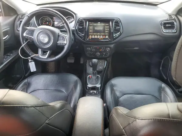 3C4NJDCB2JT340620 2018 JEEP COMPASS - Image 8