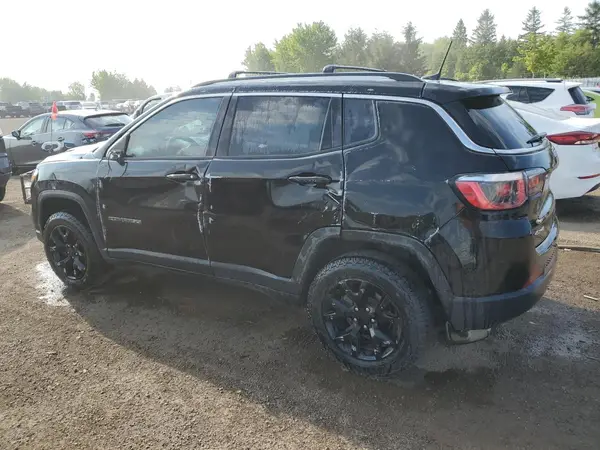 3C4NJDCB2JT361872 2018 JEEP COMPASS - Image 2