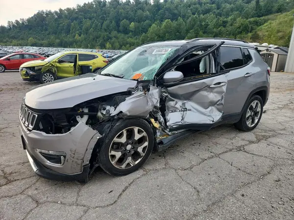 3C4NJDCB2JT365744 2018 JEEP COMPASS - Image 1