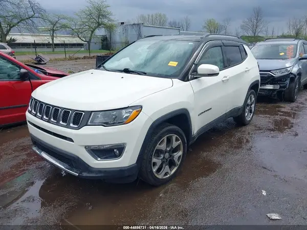 3C4NJDCB2JT365906 2018 JEEP COMPASS - Image 2