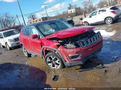 3C4NJDCB2JT372743 2018 JEEP COMPASS