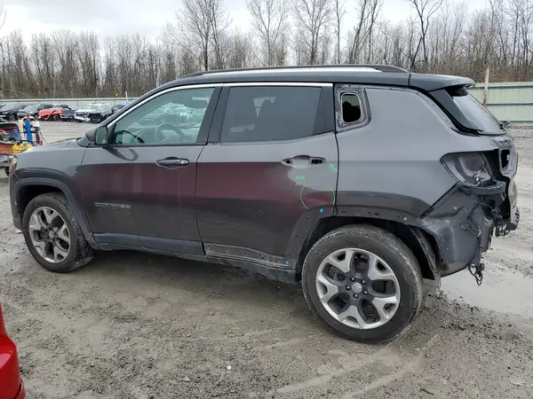3C4NJDCB2JT373049 2018 JEEP COMPASS - Image 2