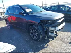 3C4NJDCB2JT395942 2018 JEEP COMPASS