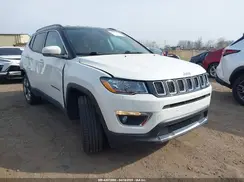 3C4NJDCB2JT402341 2018 JEEP COMPASS