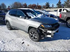 3C4NJDCB2JT418748 2018 JEEP COMPASS