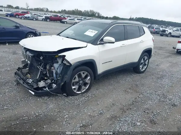 3C4NJDCB2JT431676 2018 JEEP COMPASS - Image 2