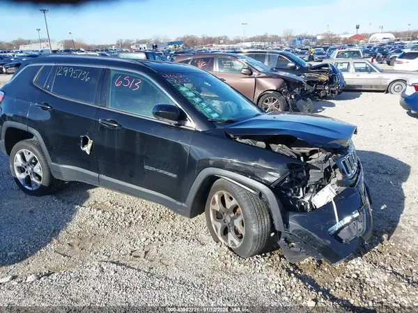3C4NJDCB2JT440622 2018 JEEP COMPASS - Image 1