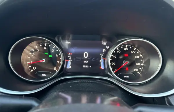 3C4NJDCB2JT442502 2018 JEEP COMPASS - Image 8