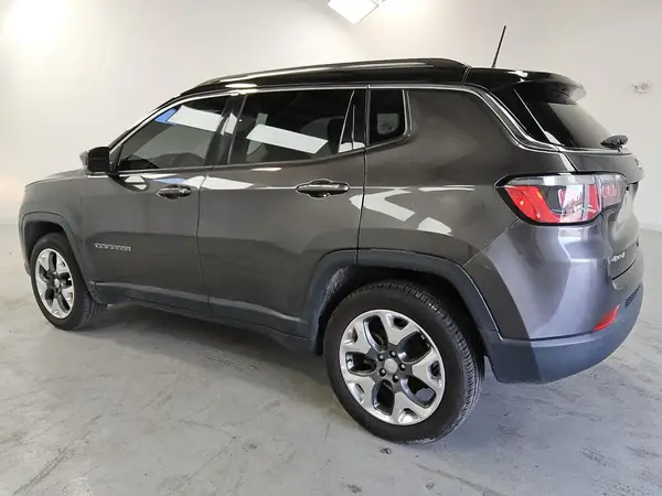 3C4NJDCB2JT456660 2018 JEEP COMPASS - Image 2