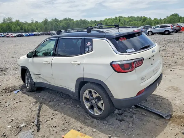 3C4NJDCB2JT478870 2018 JEEP COMPASS - Image 2