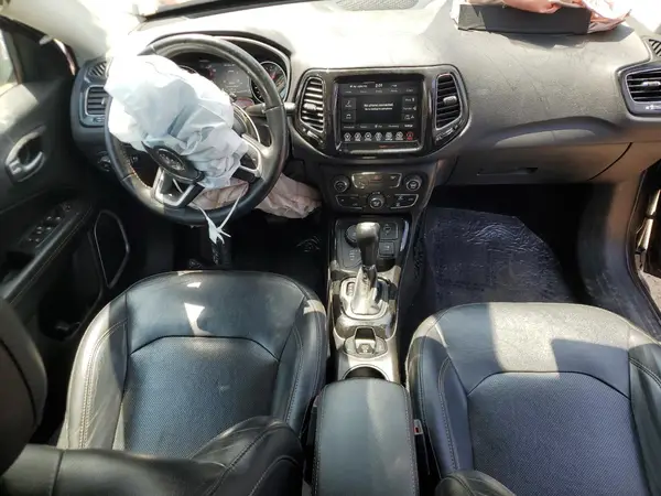 3C4NJDCB2KT619910 2019 JEEP COMPASS - Image 8
