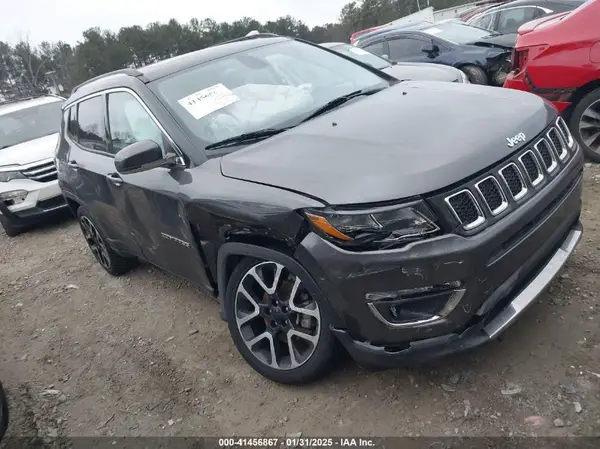 3C4NJDCB2KT647108 2019 JEEP COMPASS - Image 1
