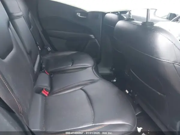 3C4NJDCB2KT647108 2019 JEEP COMPASS - Image 8