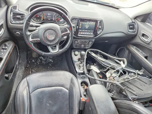3C4NJDCB2KT673840 2019 JEEP COMPASS - Image 8