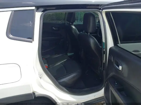 3C4NJDCB2KT704231 2019 JEEP COMPASS - Image 8