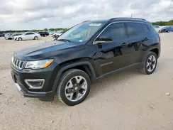 3C4NJDCB2KT709879 2019 JEEP COMPASS