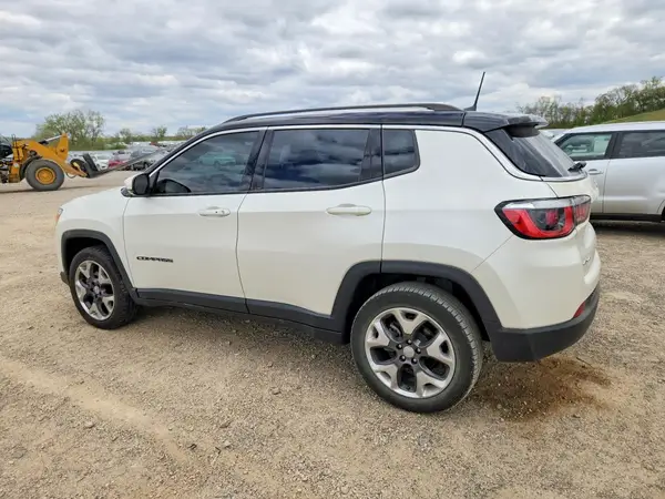 3C4NJDCB2KT712085 2019 JEEP COMPASS - Image 2