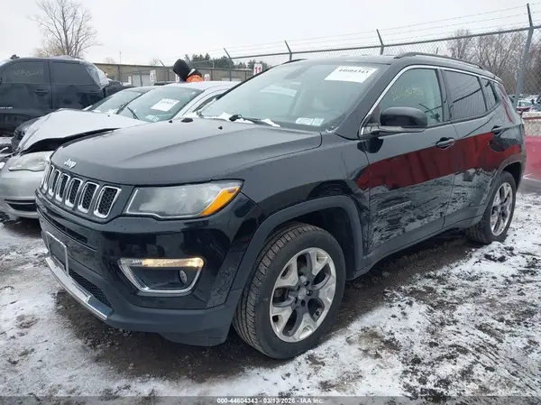 3C4NJDCB2KT741313 2019 JEEP COMPASS - Image 2