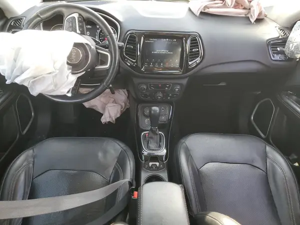 3C4NJDCB2KT748374 2019 JEEP COMPASS - Image 8