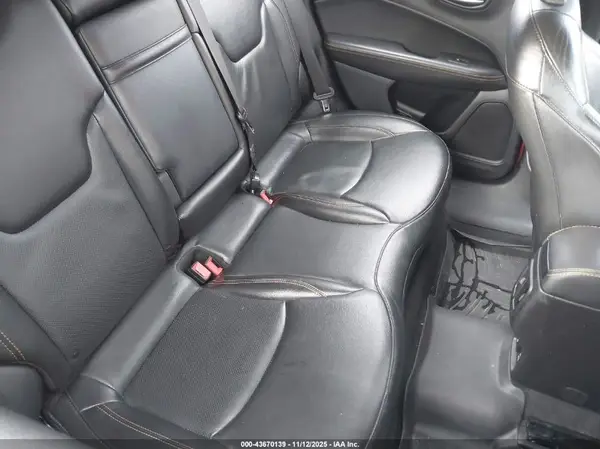 3C4NJDCB2KT753476 2019 JEEP COMPASS - Image 8