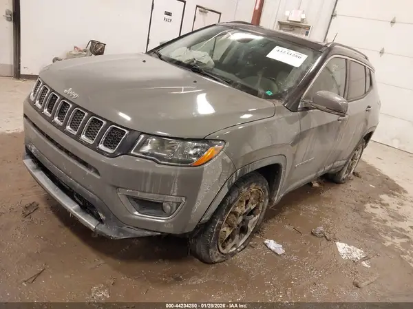 3C4NJDCB2KT787661 2019 JEEP COMPASS - Image 2