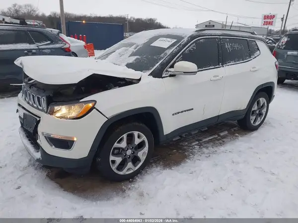 3C4NJDCB2KT791757 2019 JEEP COMPASS - Image 2