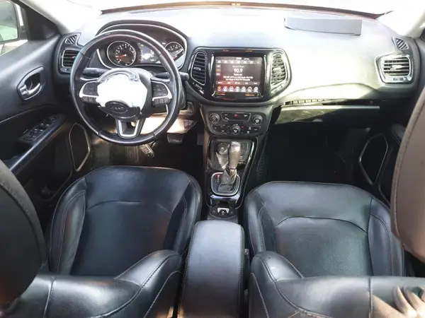 3C4NJDCB2KT811635 2019 JEEP COMPASS - Image 8