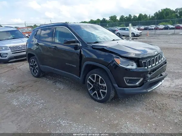 3C4NJDCB2KT827060 2019 JEEP COMPASS - Image 1