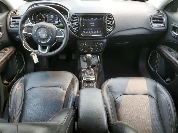 3C4NJDCB2KT827821 2019 JEEP COMPASS - Image 8