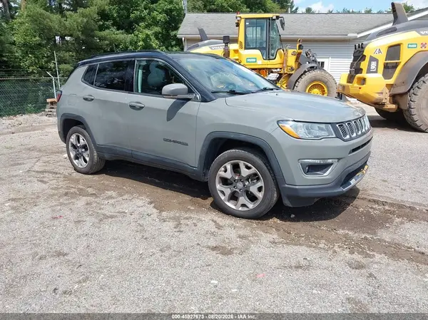 3C4NJDCB2KT828614 2019 JEEP COMPASS - Image 1