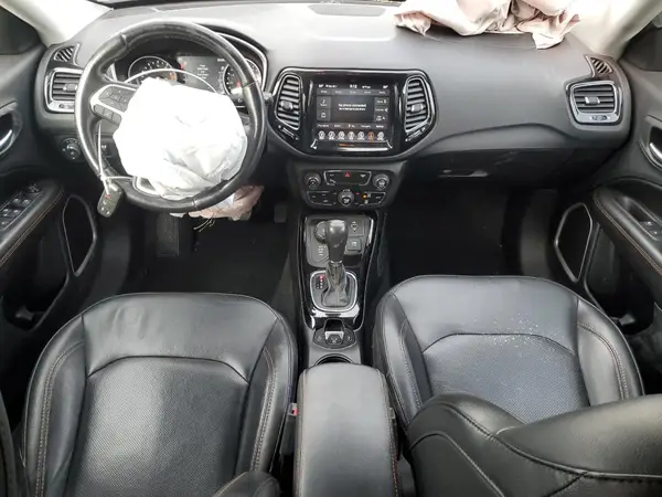 3C4NJDCB2KT842044 2019 JEEP COMPASS - Image 8