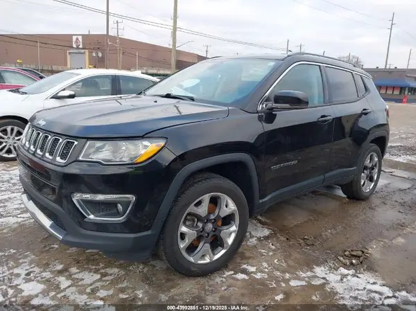 3C4NJDCB2LT130232 2020 JEEP COMPASS - Image 2