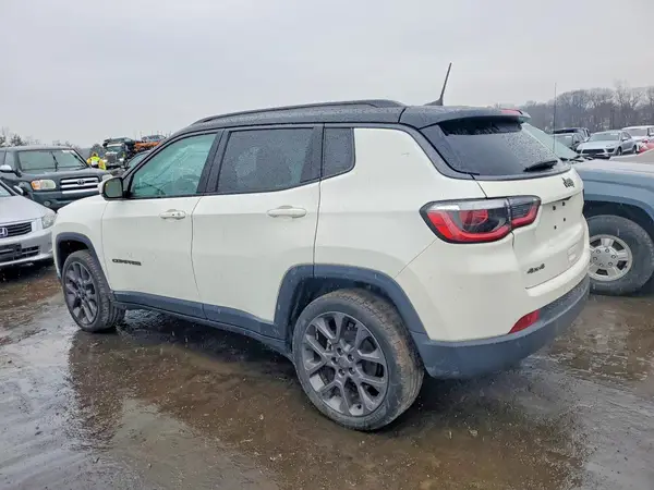 3C4NJDCB2LT137889 2020 JEEP COMPASS - Image 2