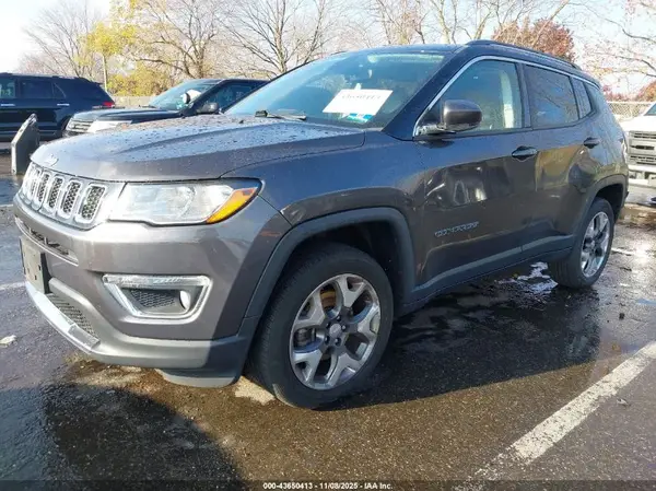 3C4NJDCB2LT138203 2020 JEEP COMPASS - Image 2