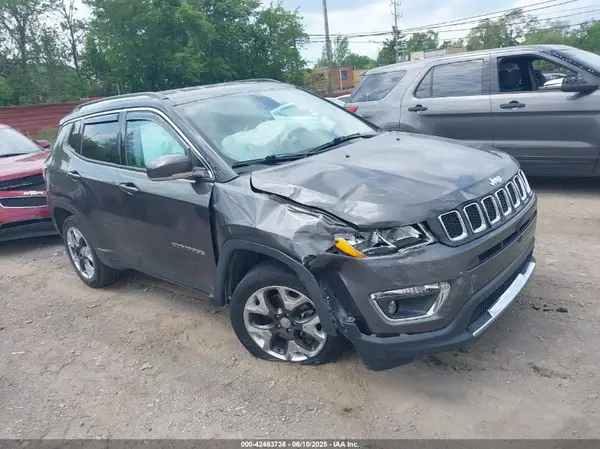 3C4NJDCB2LT157365 2020 JEEP COMPASS - Image 1
