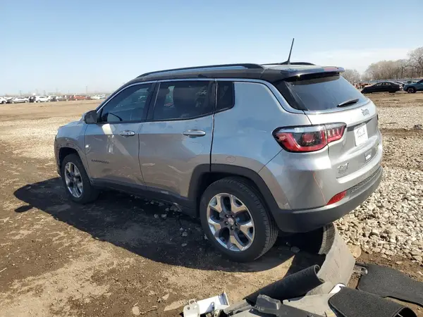 3C4NJDCB2LT167555 2020 JEEP COMPASS - Image 2