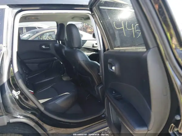 3C4NJDCB2LT233778 2020 JEEP COMPASS - Image 8