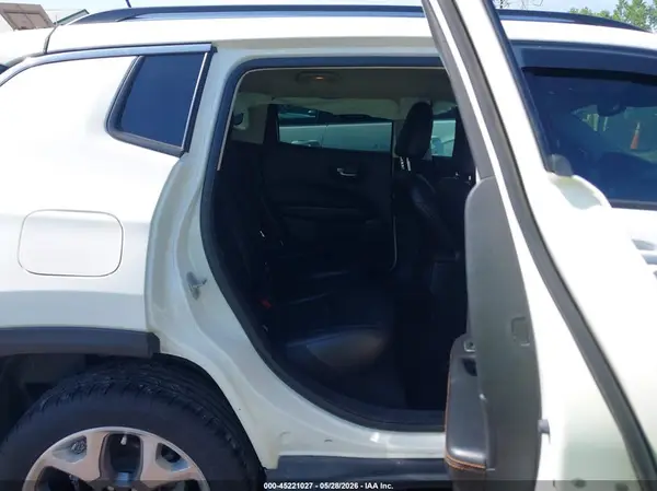 3C4NJDCB2MT523746 2021 JEEP COMPASS - Image 8