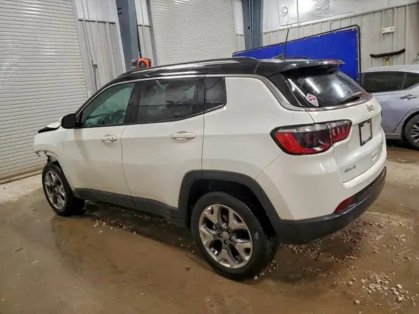 3C4NJDCB2MT529529 2021 JEEP COMPASS - Image 2