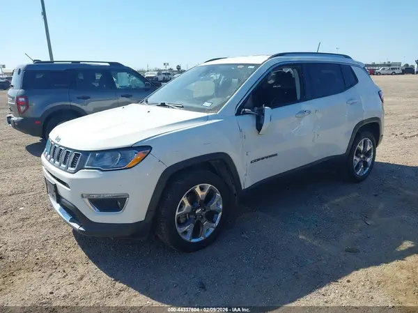 3C4NJDCB2MT572770 2021 JEEP COMPASS - Image 2