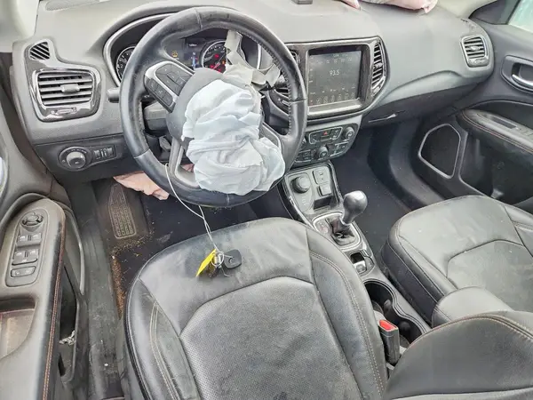 3C4NJDCB2MT590086 2021 JEEP COMPASS - Image 8