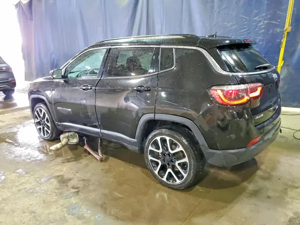 3C4NJDCB2MT599435 2021 JEEP COMPASS - Image 2