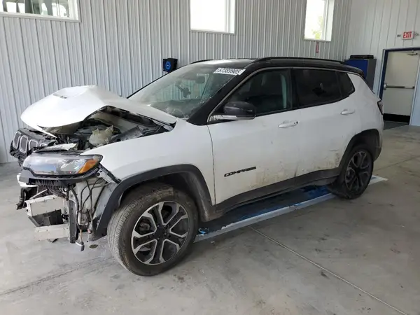 3C4NJDCB2NT114678 2022 JEEP COMPASS - Image 1