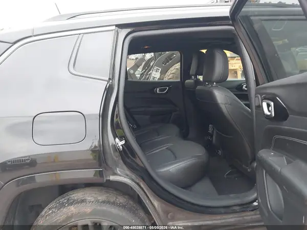 3C4NJDCB2NT114955 2022 JEEP COMPASS - Image 8