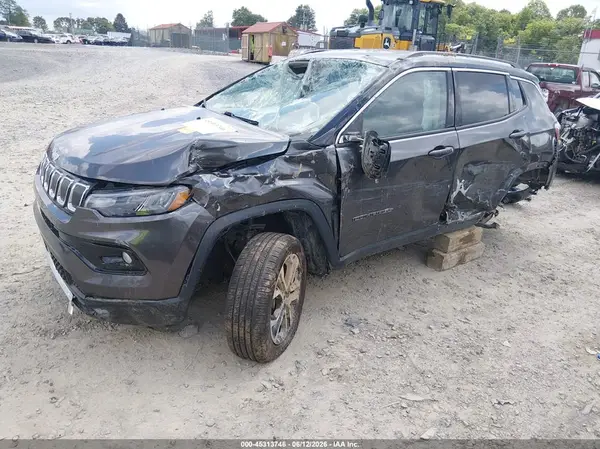 3C4NJDCB2NT133862 2022 JEEP COMPASS - Image 2