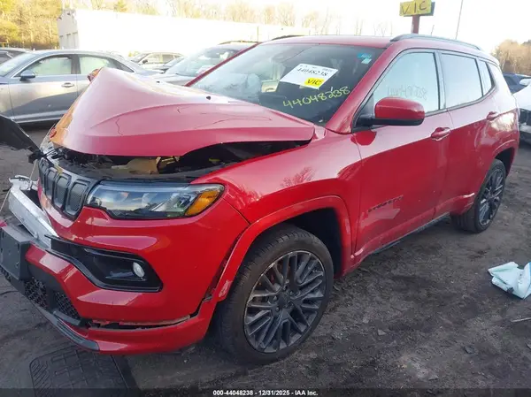 3C4NJDCB2NT150063 2022 JEEP COMPASS - Image 2