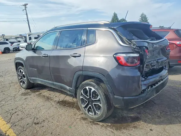 3C4NJDCB2NT153738 2022 JEEP COMPASS - Image 2