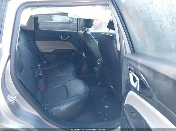 3C4NJDCB2NT163993 2022 JEEP COMPASS - Image 8